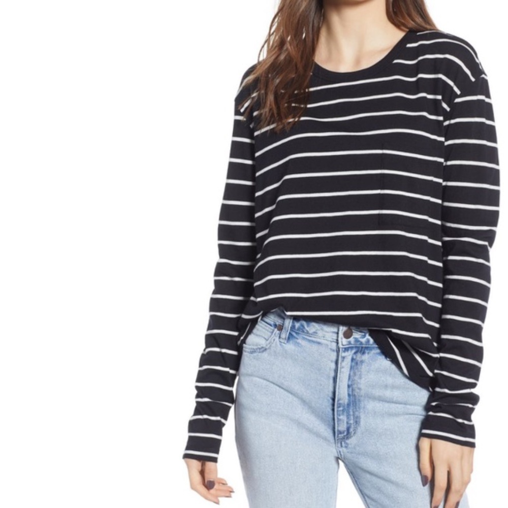 BP·NORDSTROM · BLACK + WHITE STRIPED SLOUCH POCKET LONG SLEEVE - SIZE SMALL